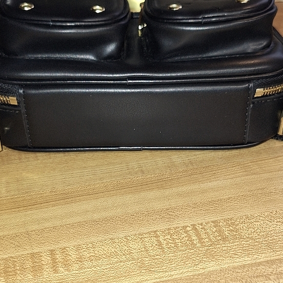 Louis Vuitton Utility Crossbody Shoulder Bag Calf Leather Black - Picture 7 of 8